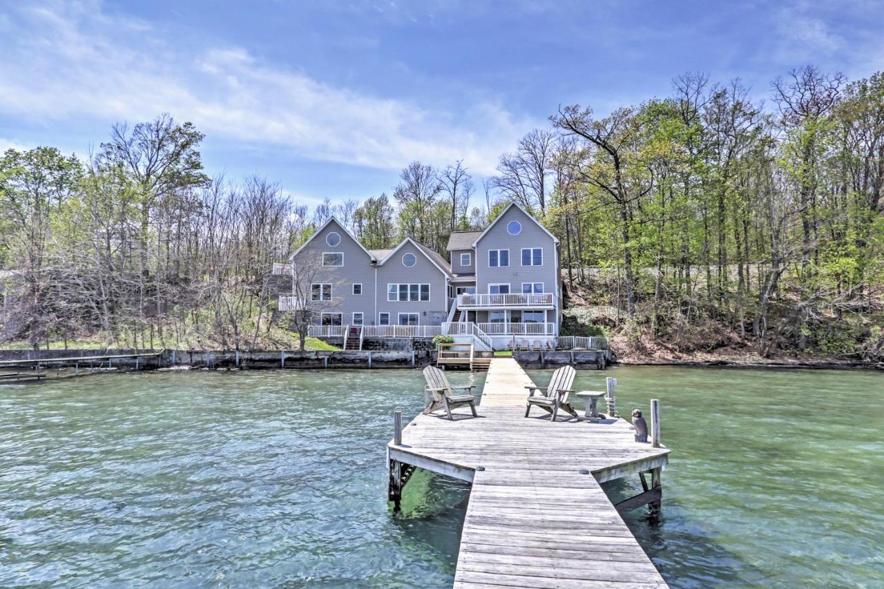 Waterfront Seneca Lake House Fire Pit And Boat Dock Geneva Dış mekan fotoğraf